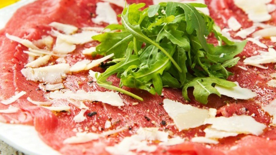 comidas-tipicas-da-italia-carpaccio